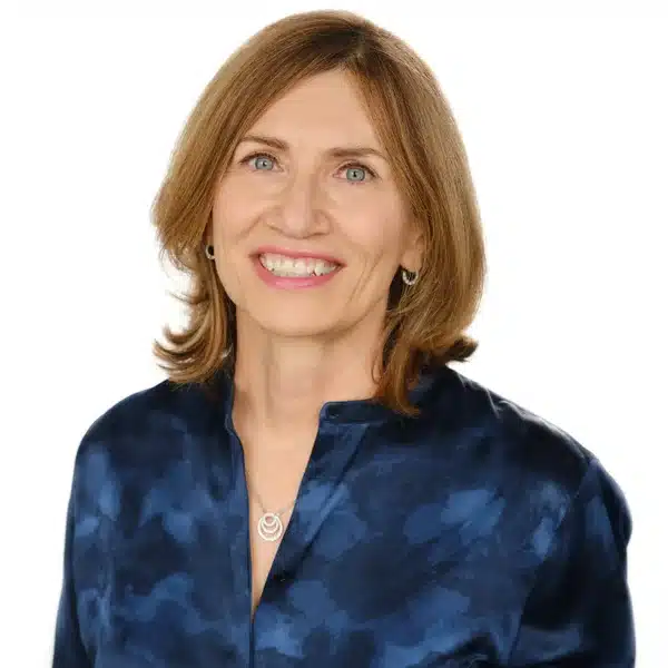 Colleen_Bowler_Headshot